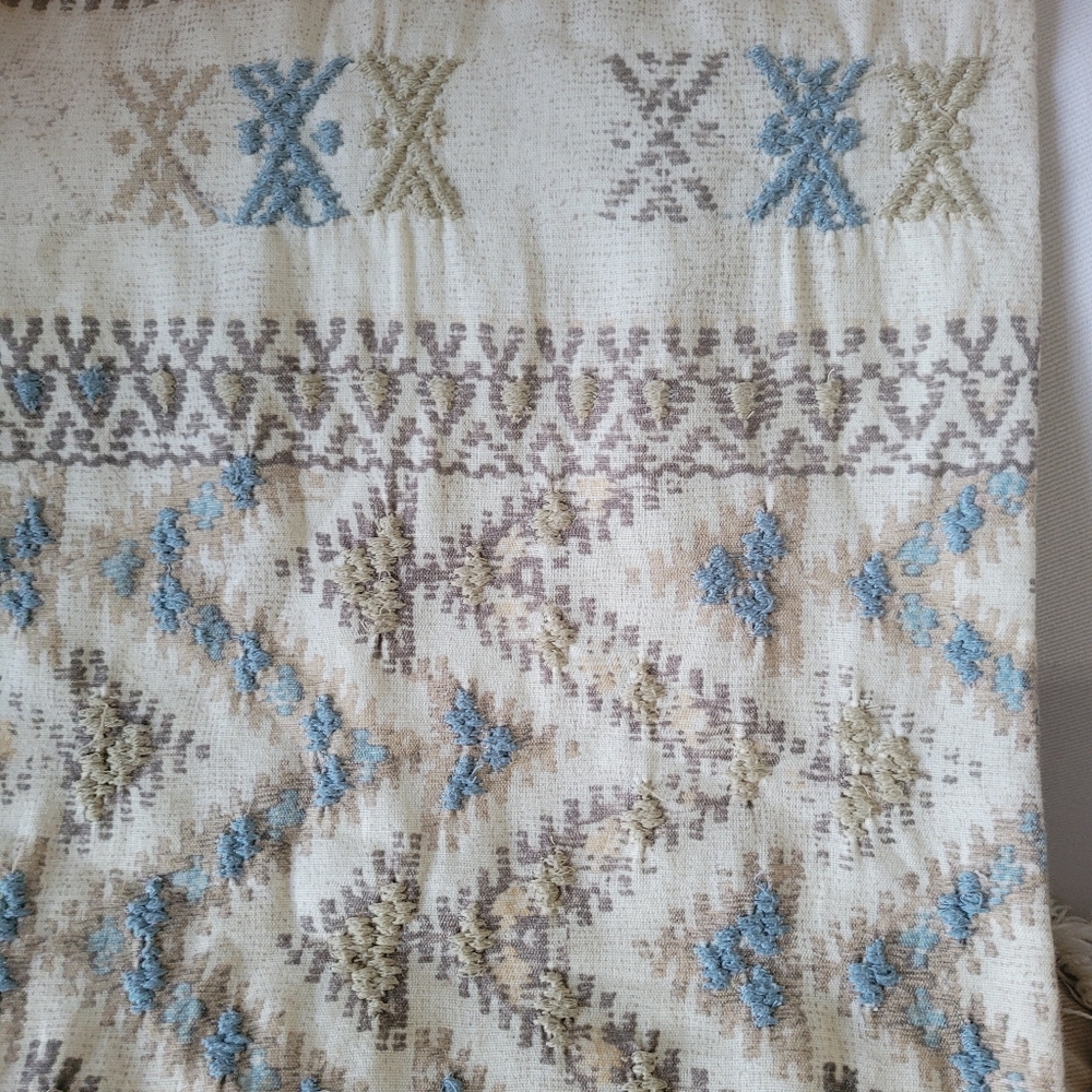 Pottery Barn Cream and Blue Geometric Print Lumbar Pillow Cover - Picture 5 of 7